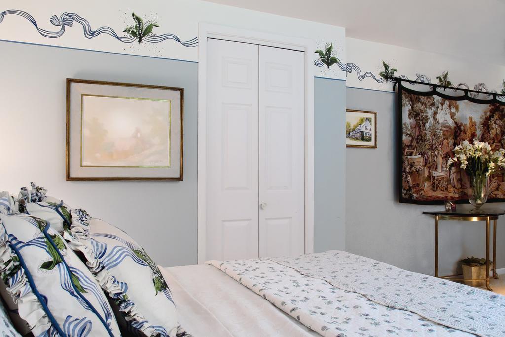 Le Petit Clocher Gite Touristique B & B Saint-Sauveur-des-Monts Pokój zdjęcie