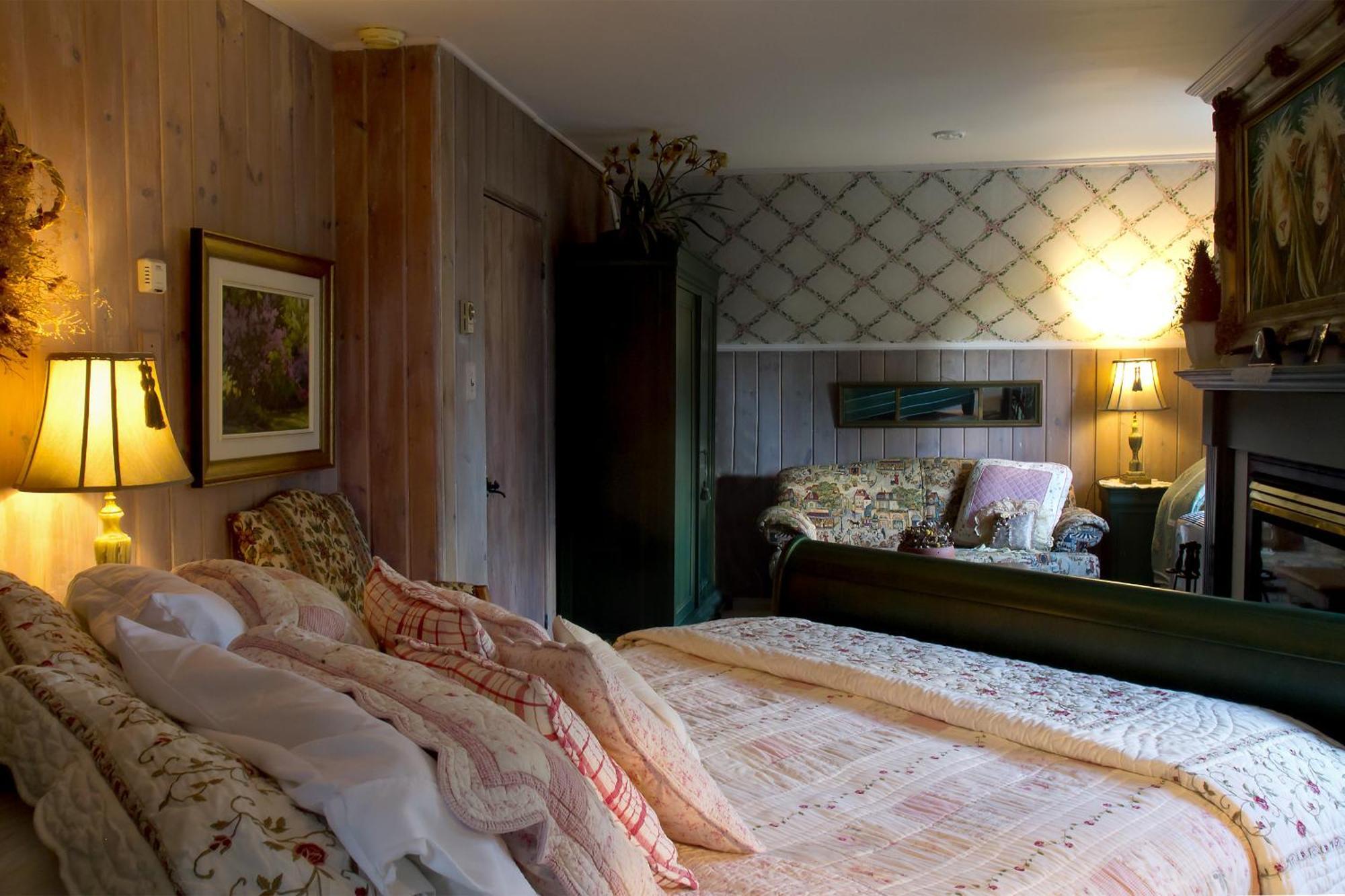 Le Petit Clocher Gite Touristique B & B Saint-Sauveur-des-Monts Pokój zdjęcie