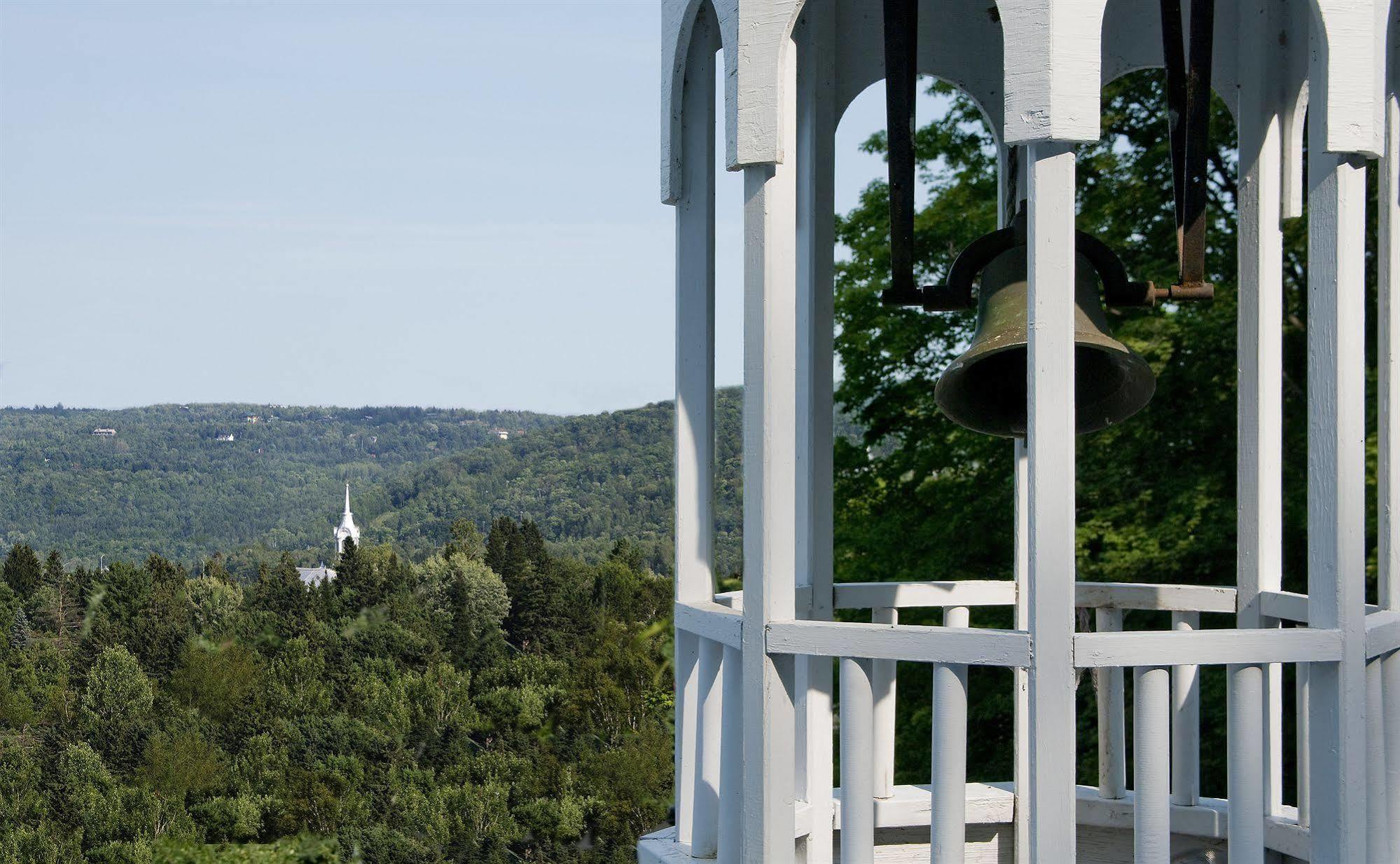 Le Petit Clocher Gite Touristique B & B Saint-Sauveur-des-Monts Zewnętrze zdjęcie